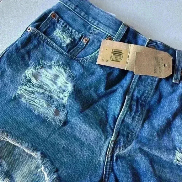 Levi’s - Picture 4 of 4